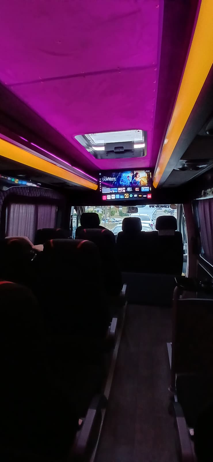 Monovia Vip